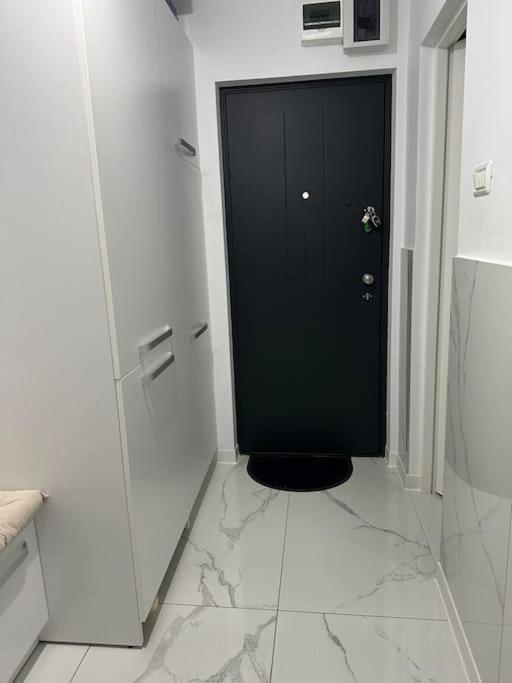 רסיטה 1 Room Apartment- Self Check In 24H מראה חיצוני תמונה